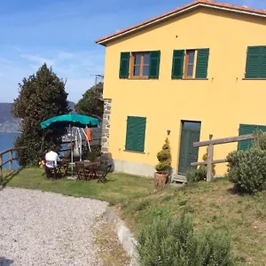 Landhuis Valeria, Vernazza